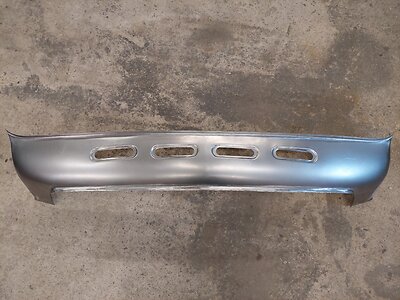 Front lower valance